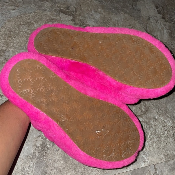 UGG Fluff Yeah Slide - Picture 4 of 4